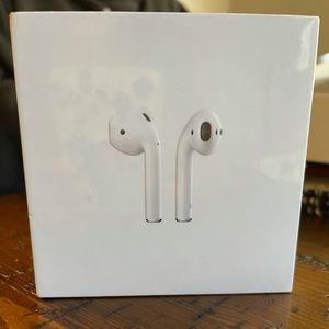 NWT - Apple AirPods